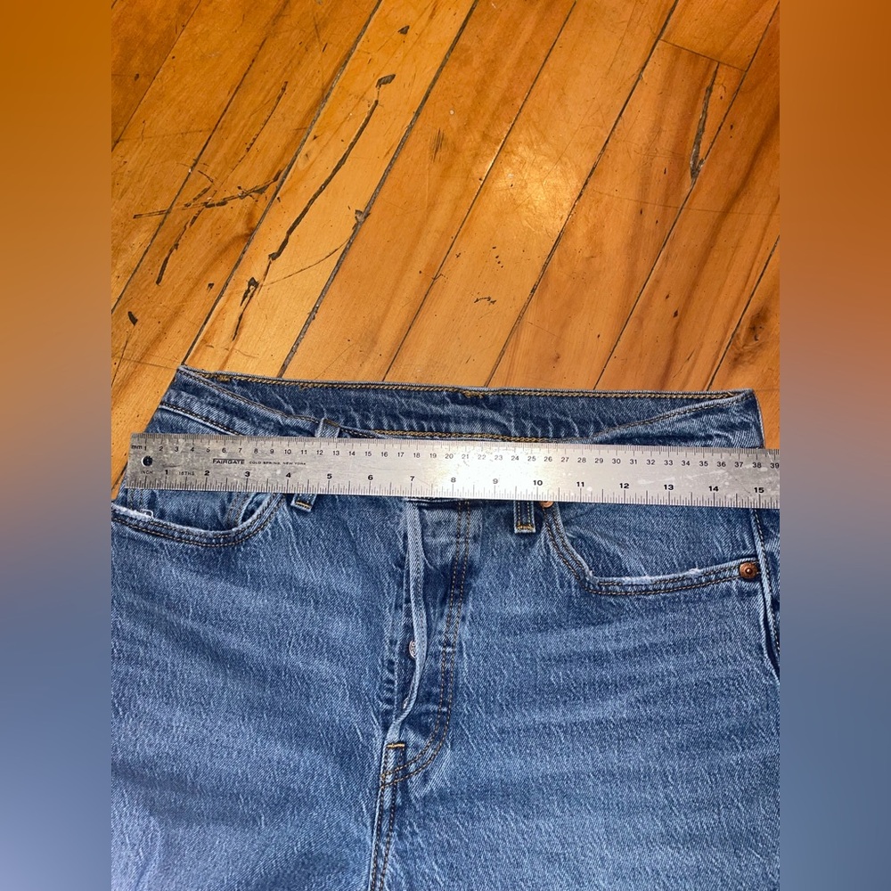 Levi’s - Picture 6 of 11